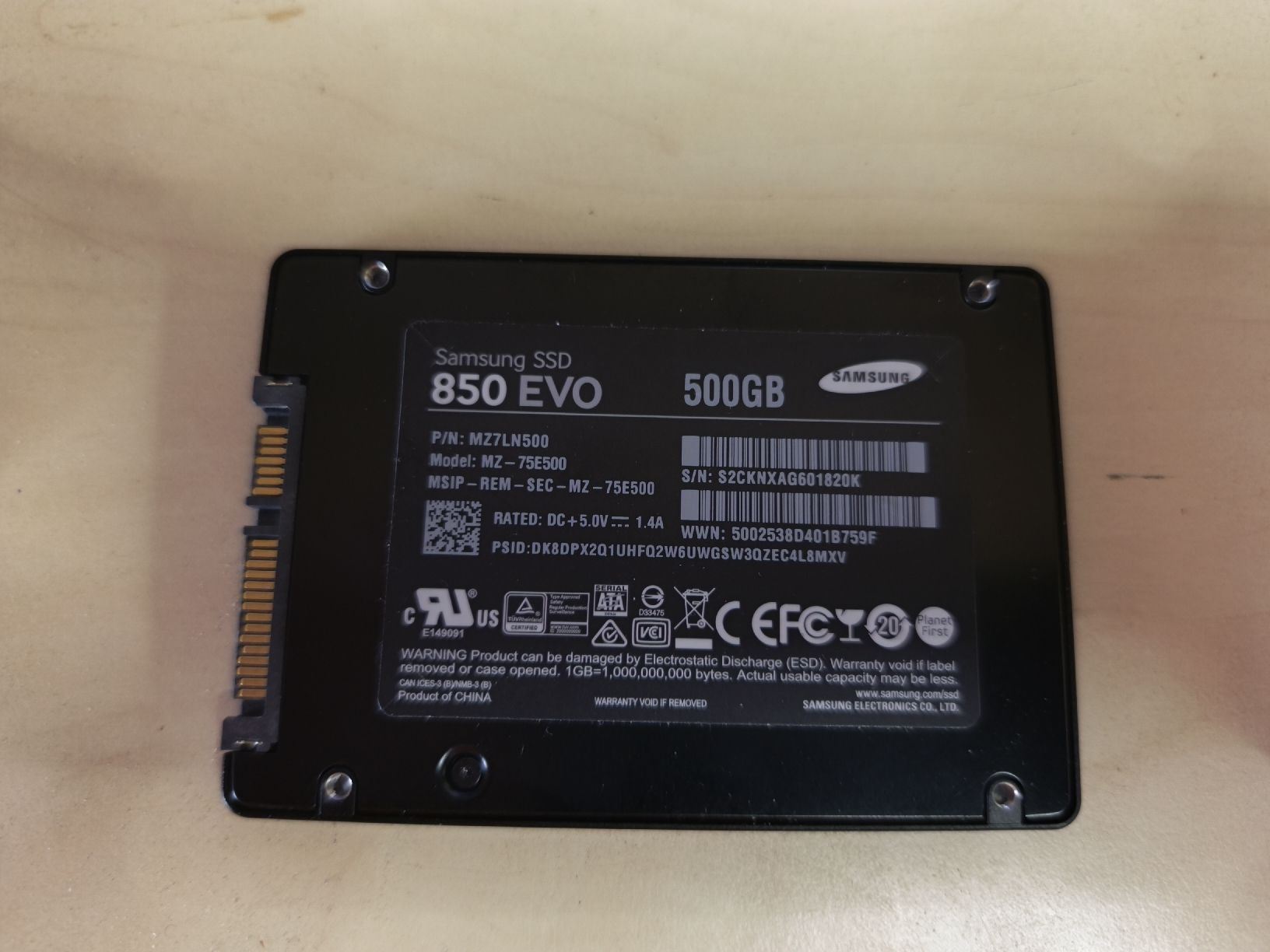 Samsung Harddisks: Samsung 850 500 Festplatte  – Gebraucht aus Burgdorf von weggu.666