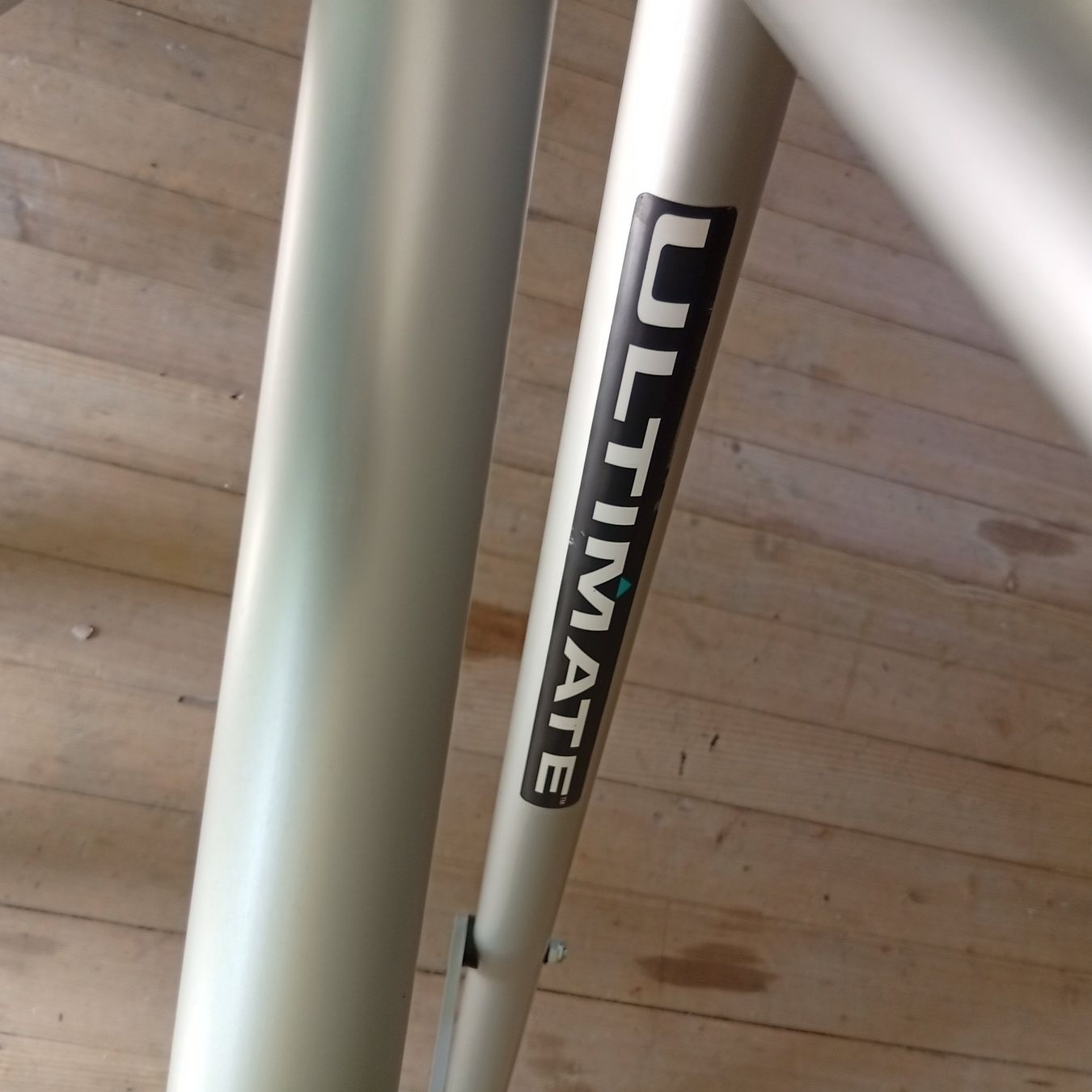Supporti a parete: trepied d'enceinte Ultimate – Usato da Biel-Bienne venduto da monsieur_jelmoli 3