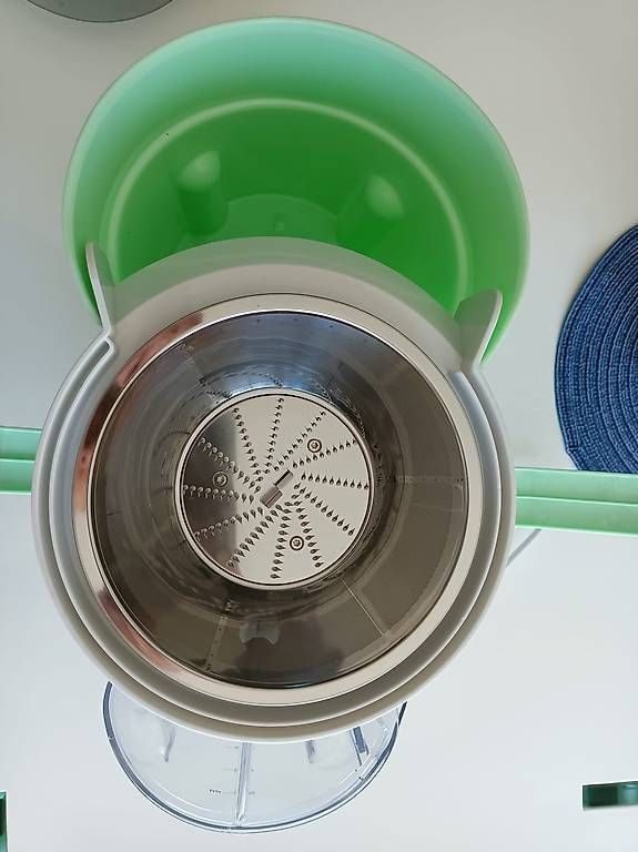 Elettrodomestici da cucina: Centrifuga SilverCrest per frutta - come nuova – Usato da Oggio venduto da beaver04 1