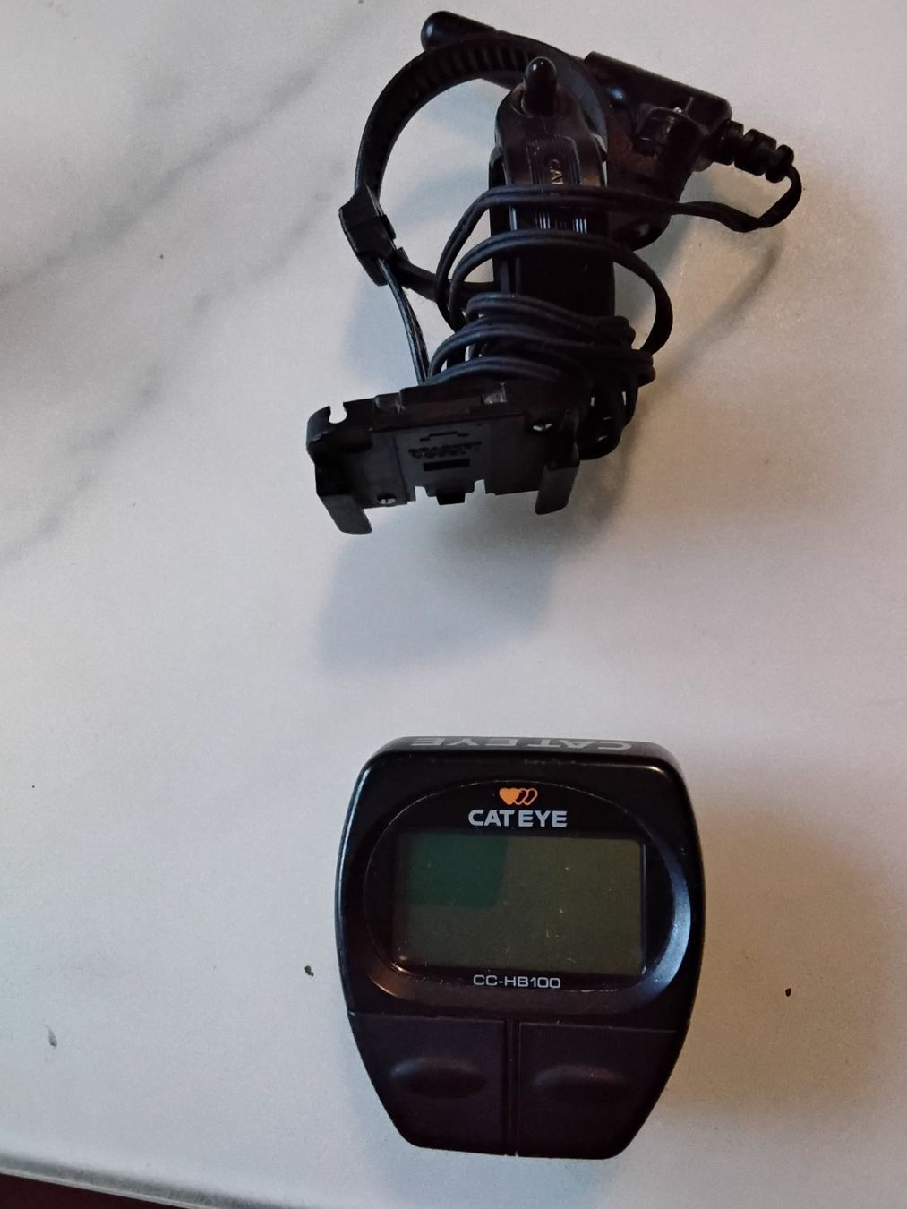 Pezzi di ricambio: VELOCOMPUTER Tacho Cat Eye CC HB100 HR – Usato da Lohn-Ammannsegg venduto da analogis 1