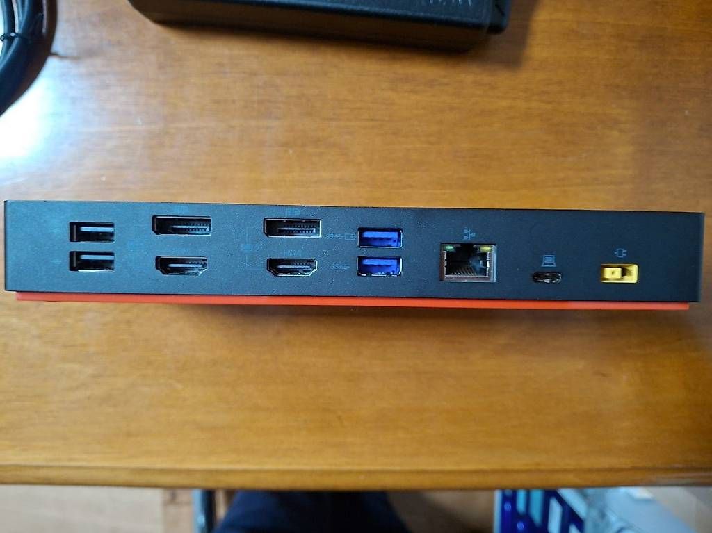 Lenovo Dockingstation: ThinkPad Hybrid USB-C Dock  Typ 40AF – Gebraucht aus Baden von MEZeller 3