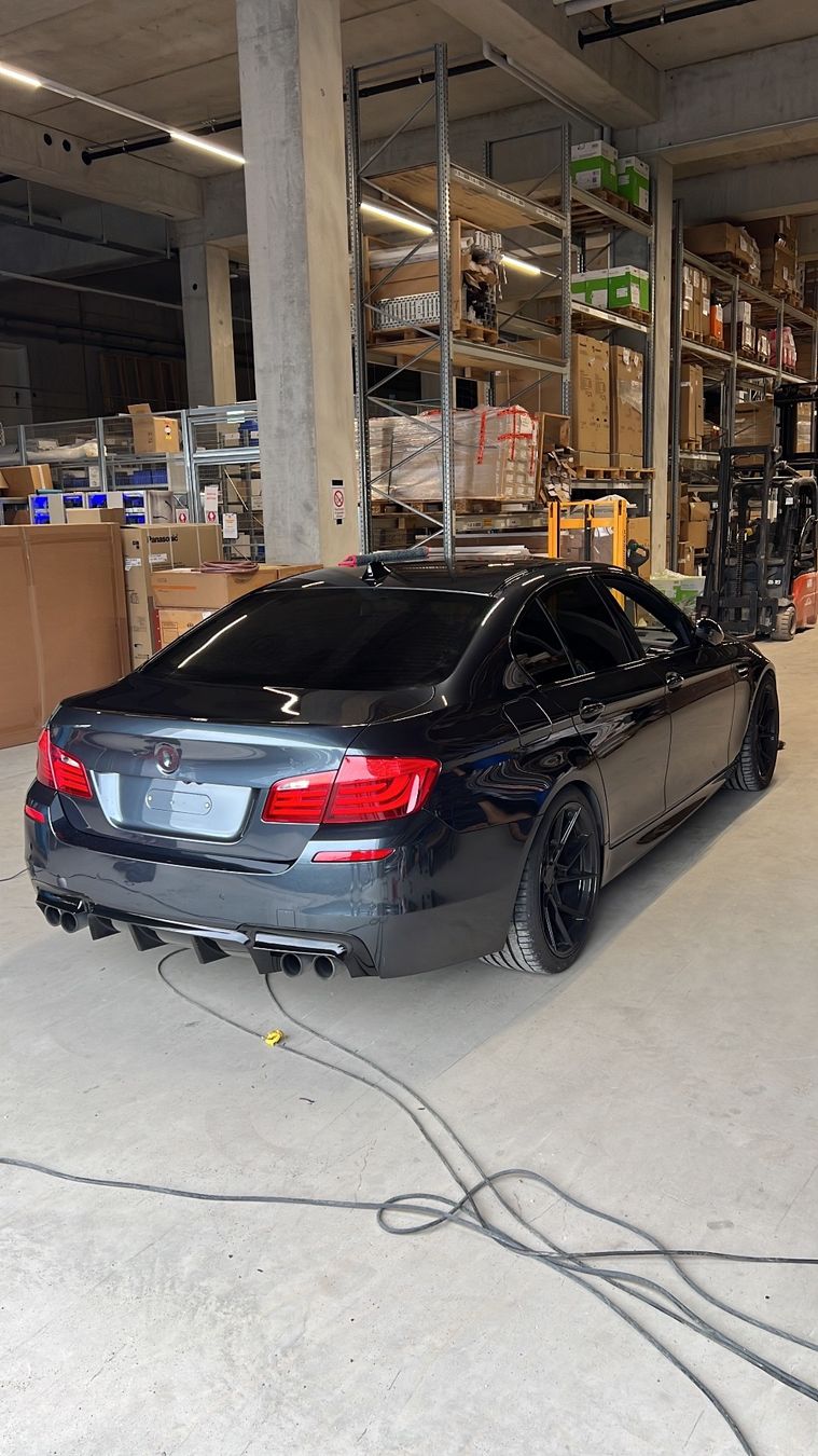 BMW Automobili: BMW M5 F10 – Usato da Sennwald venduto da ii_10 7