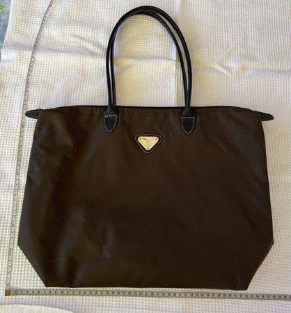 Sac cabas Mollerus marron en nylon état impeccable 50cm