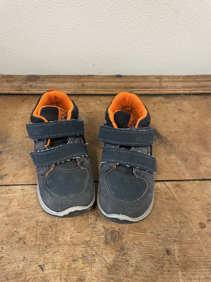 Primigi Scarpe per ragazzi: Schuhe Marke Primigi Grösse 25 – Usato da Davos Frauenkirch venduto da p.lugnan 1