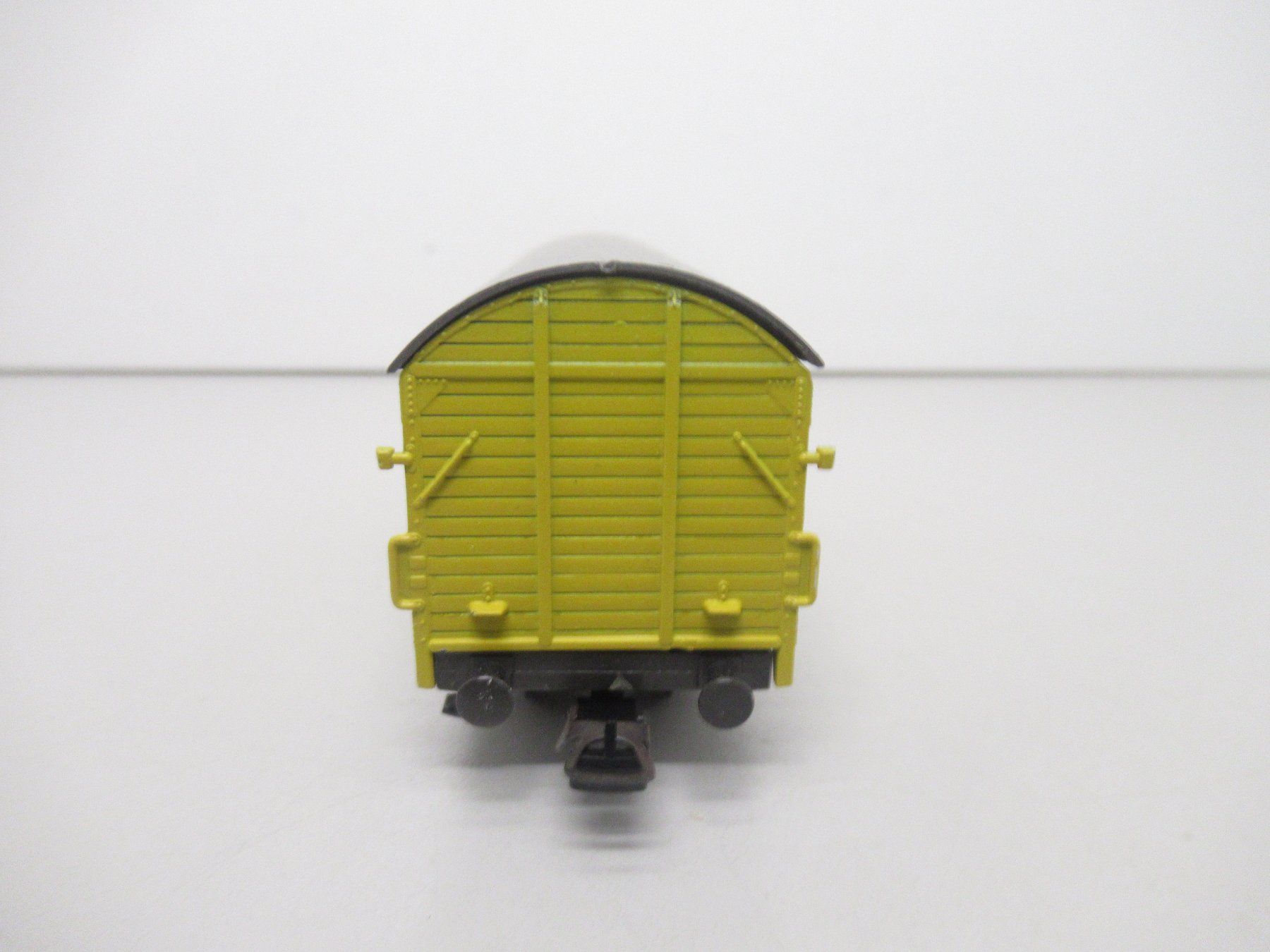 Roco Modellini di ferrovie: Roco 4305C Deutsche Bundesbahn Bierwagen Dinkelacker H0 – Usato da Basel venduto da mhmarken 1