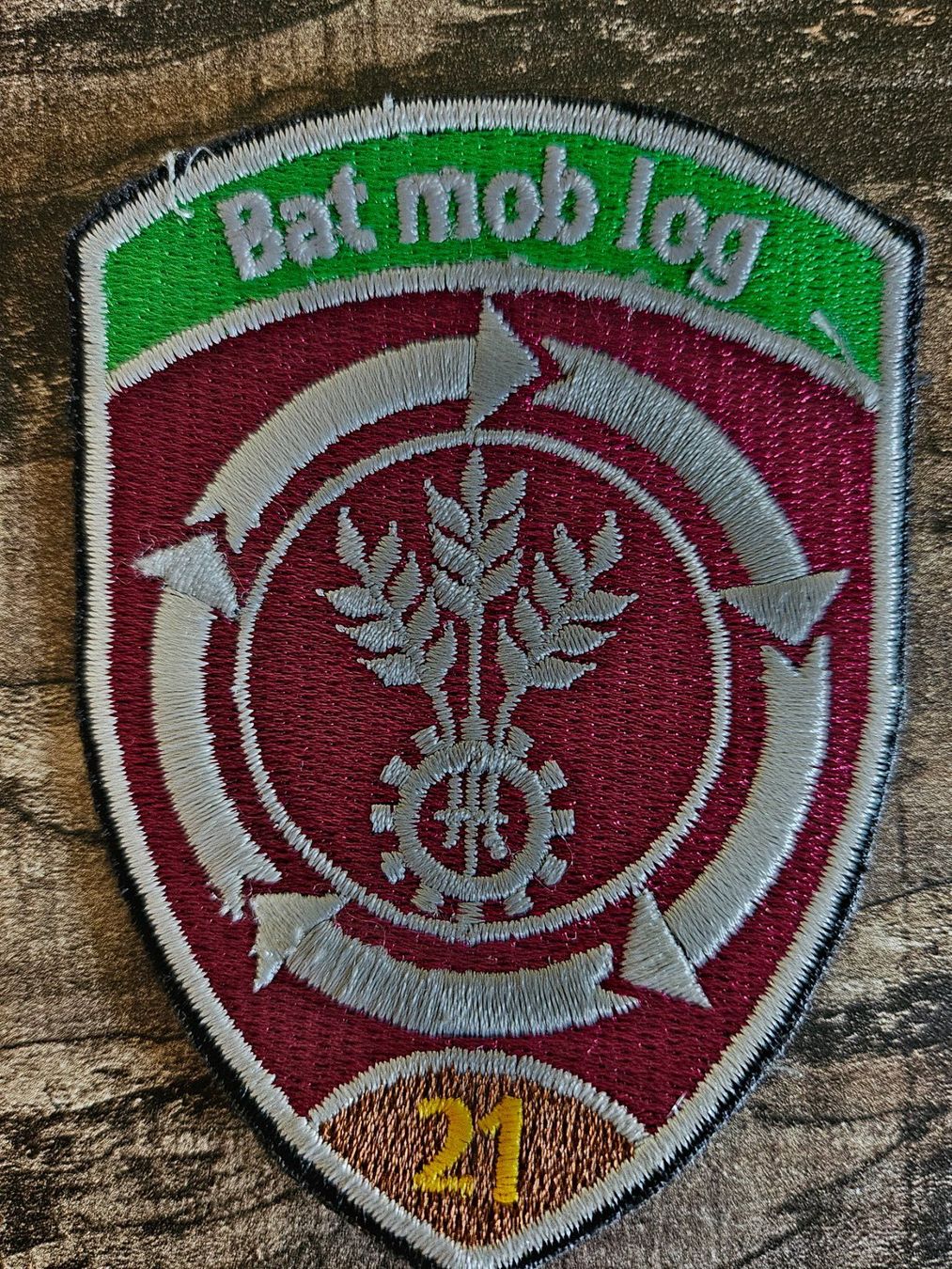 Schweizer Armee Placchette & Badge: Schweizer Armee Badge "Bat mob log 21" – Nuovo (secondo la descrizione) da Zürich venduto da qua_7dpq
