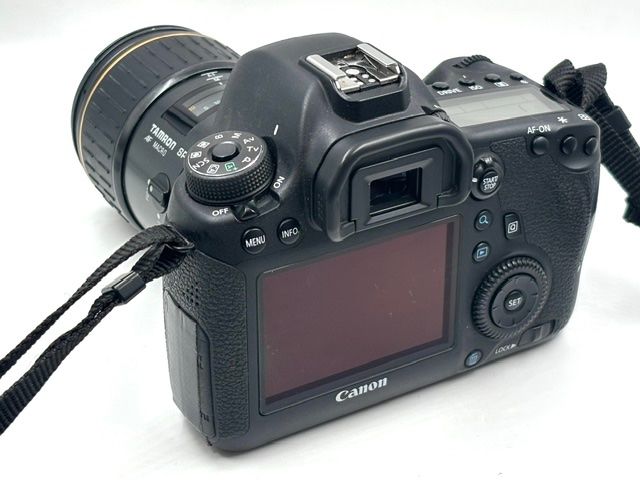 Canon Fotocamera: Canon 6D Fullframe 20 MP + Tamron Macro 2.8 – Difettoso da Seewis Dorf venduto da Plebejus 5