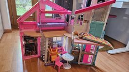 Barbie Haus Malibu Villa mit Möbeln und Zubehör