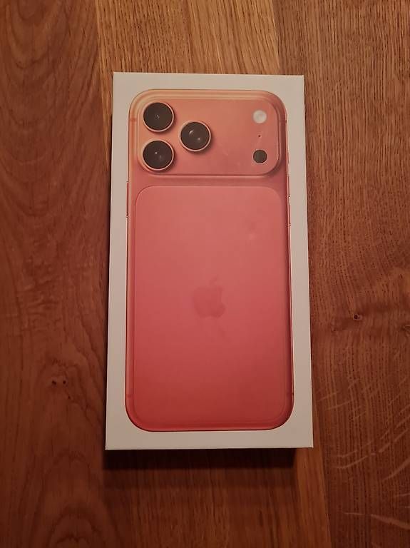 Telefoni cellulari / Smartphones: iPhone 17 pro max 2 tb – Usato da Titterten venduto da mro_2csc