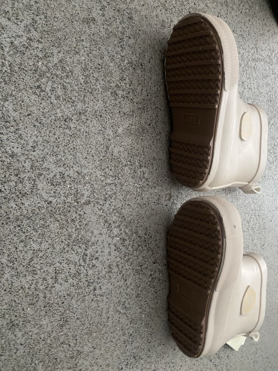 H&M Chaussures garçon: Baby Gummistiefel – Neuf avec emballage d'origine à Rorschacherberg par M.Mayer 2