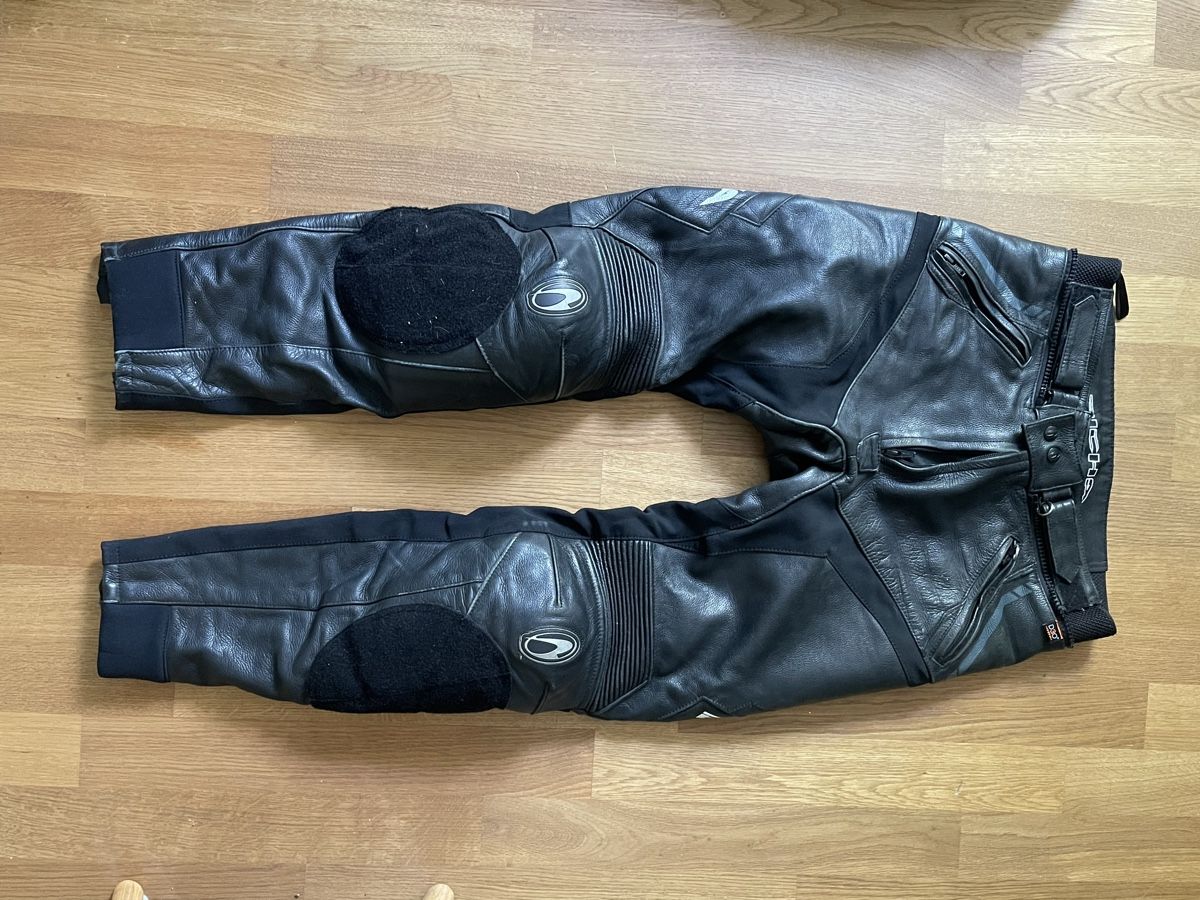 Completi: Motorrad Lederkombi – Usato da Zürich venduto da linus8910 1