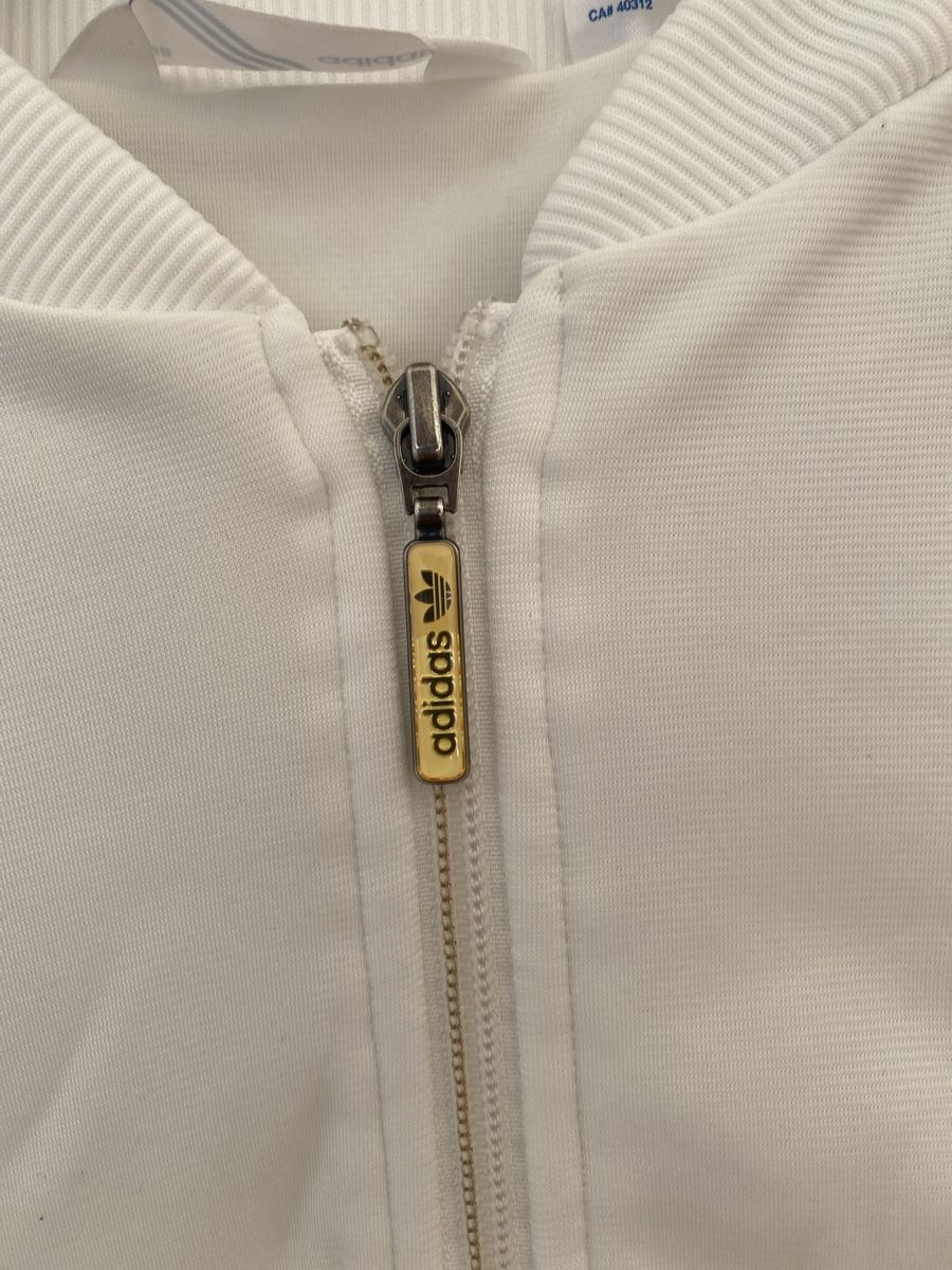Adidas Giacche: Adidas Damen-Trainerjacke Gr. 38 – Usato da Blauen venduto da Baggi 3
