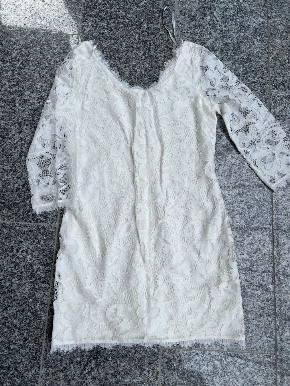 Diane von Furstenberg Vestiti: Diane von Fürstenberg Spitzenkleid – Usato da Remigen venduto da Orlana7