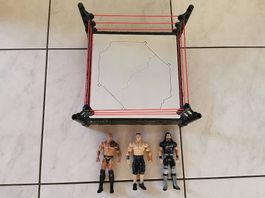 WWE Ring + 3 Wrestler