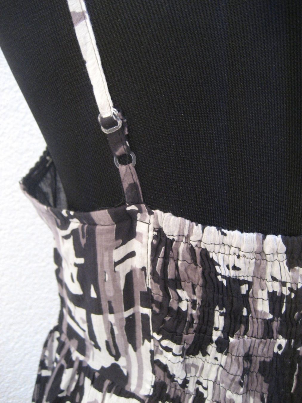 Vestiti: Robe taille L, neuve – Nuovo e nell'imballaggio originale da Delémont venduto da marryb 4