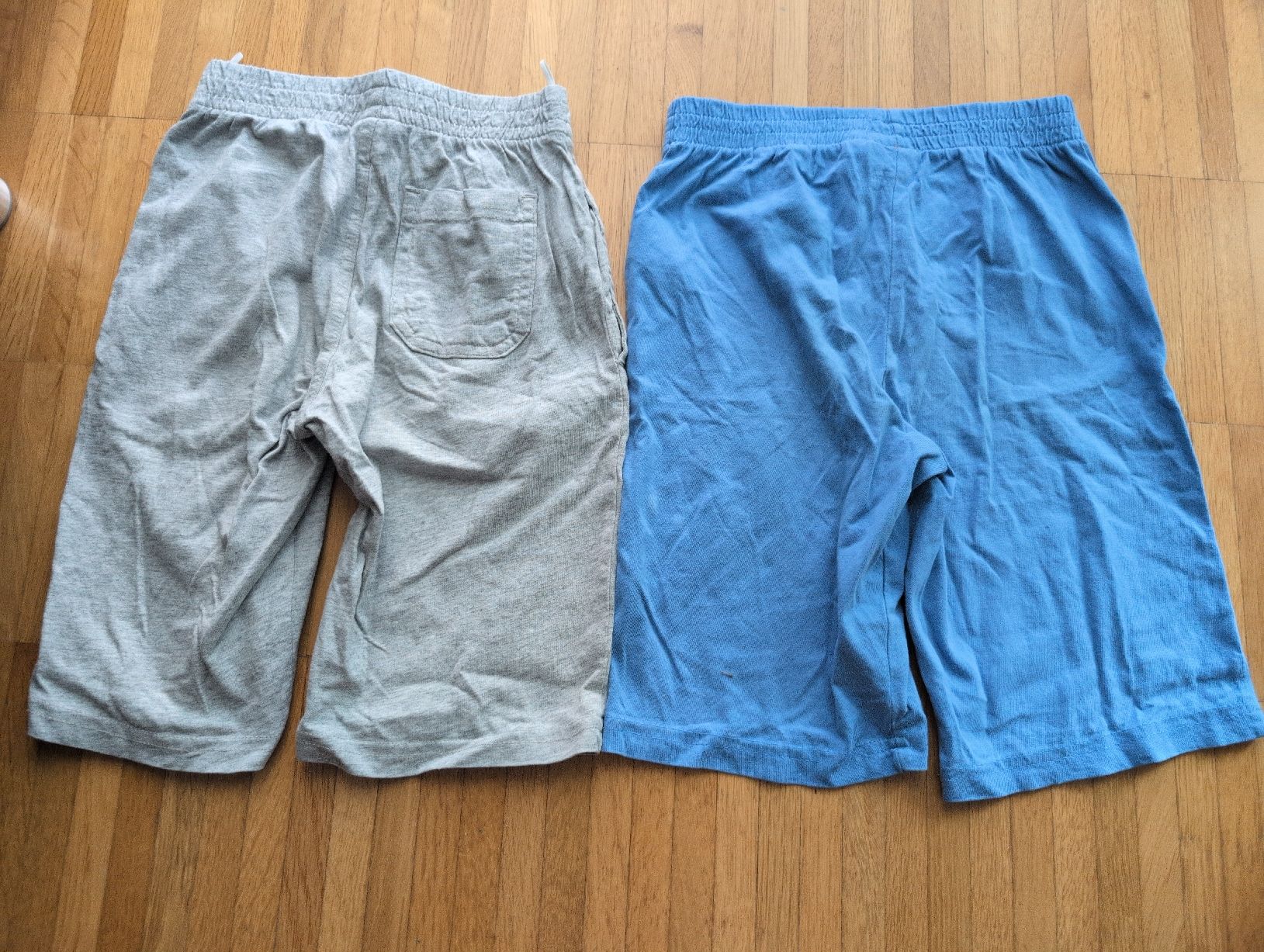 Kleiderpakete & -sets: 5 Shorts Kinder gebraucht – Gebraucht aus Schwerzenbach von _charme_ 2