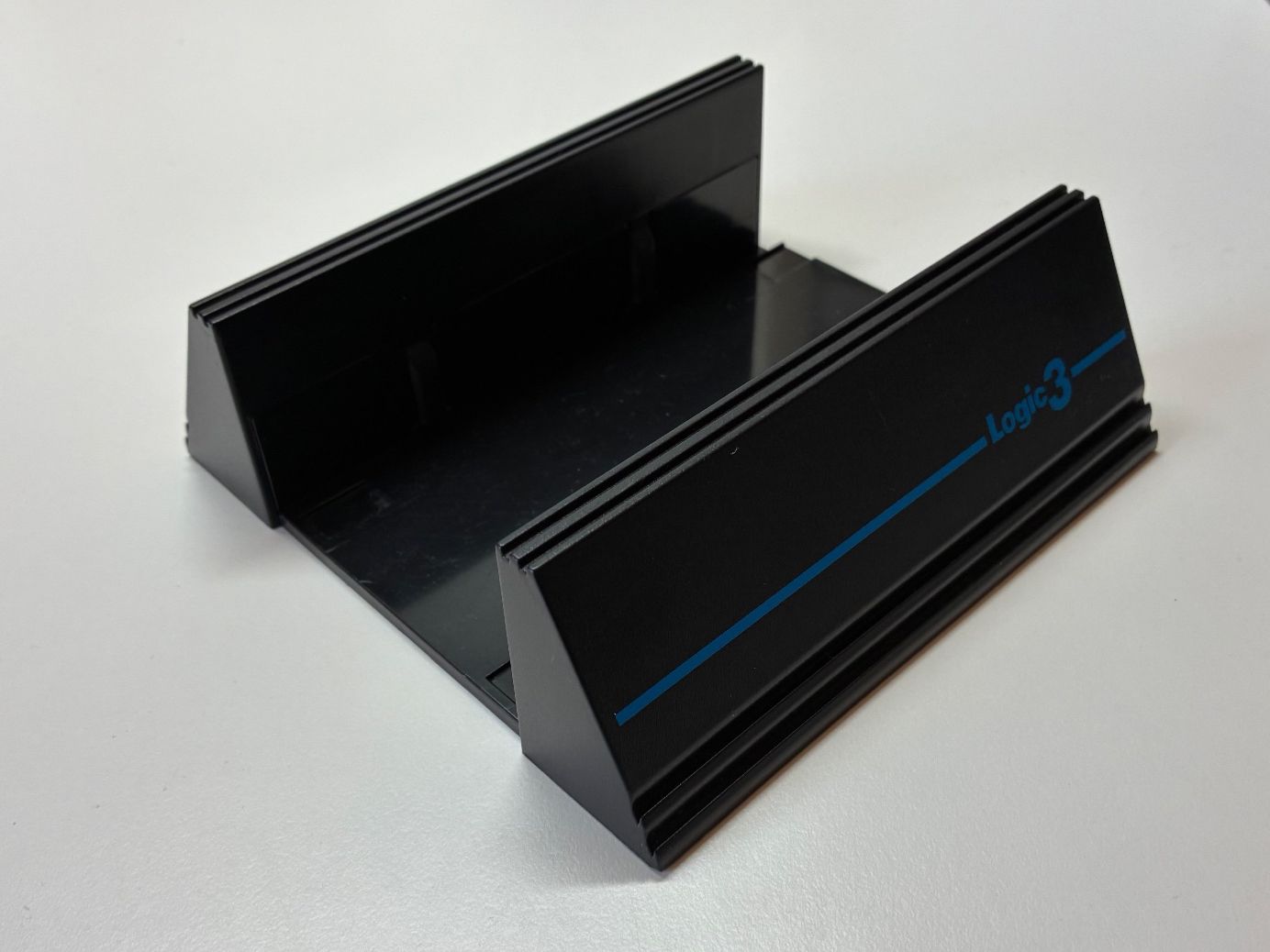 Sony Console: Playstation 2 Vertical Stand (Logic PS-482 Stabilizer Stand) – Usato da Zürich venduto da TB5000 1