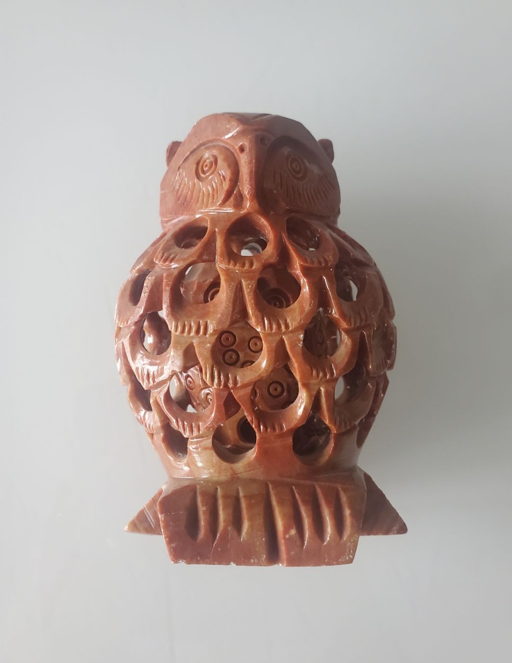Figuren: Geschnitzte Figur aus Stein – Gebraucht aus Frauenfeld von BeneFull 2