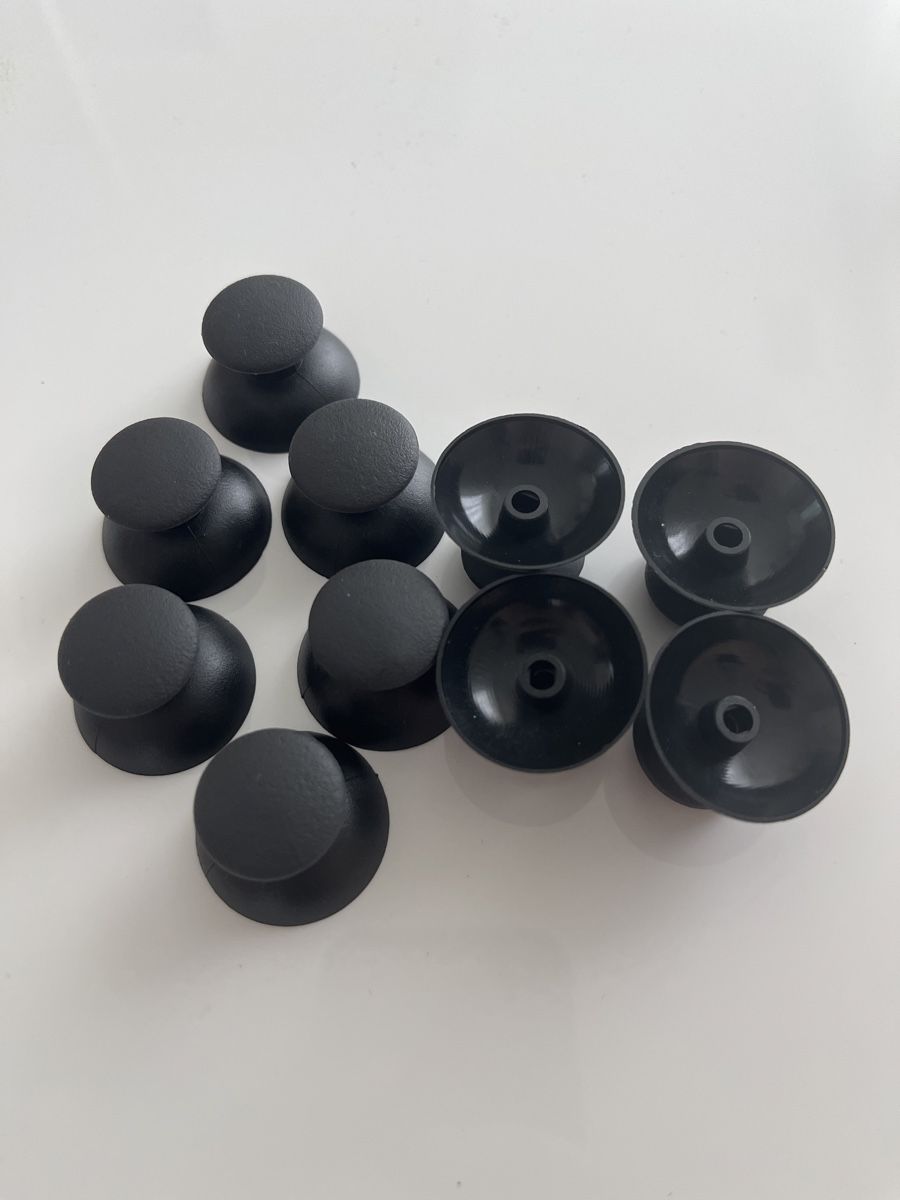 Controller: PlayStation 3 Controller Analog Sticks Thumb Sticks Ersatz – Nuovo e nell'imballaggio originale da Suhr venduto da SchnapperCH