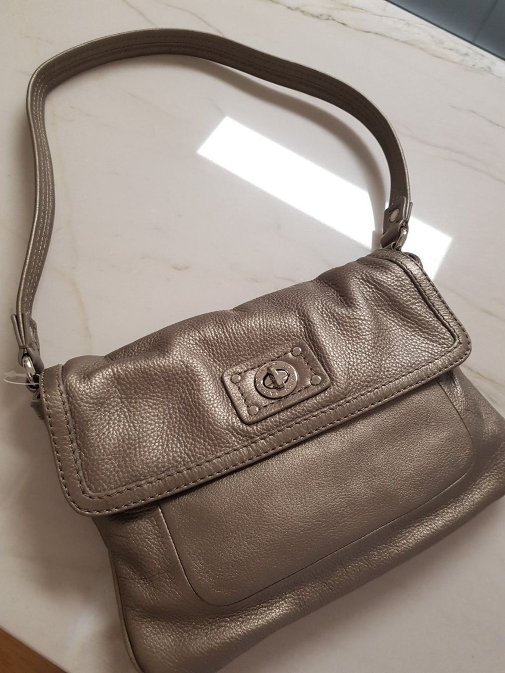 Marc Jacobs Borse da donna: Ledertasche von Marc Jacobs – Nuovo (secondo la descrizione) da Zürich venduto da 51562