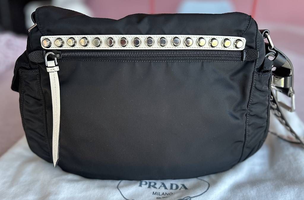 Prada Sacs femmes: Prada borsa borchiate – Neuf (Voir description) à Sorengo par at217 2