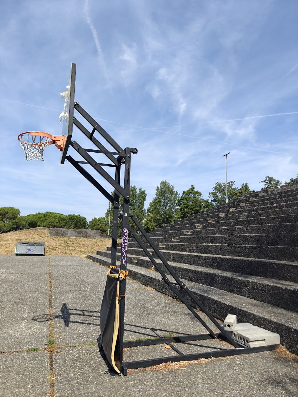 Canestri da basket: Panneau de basket Spalding utilisé – Usato da Lausanne venduto da Take_it_easy 3