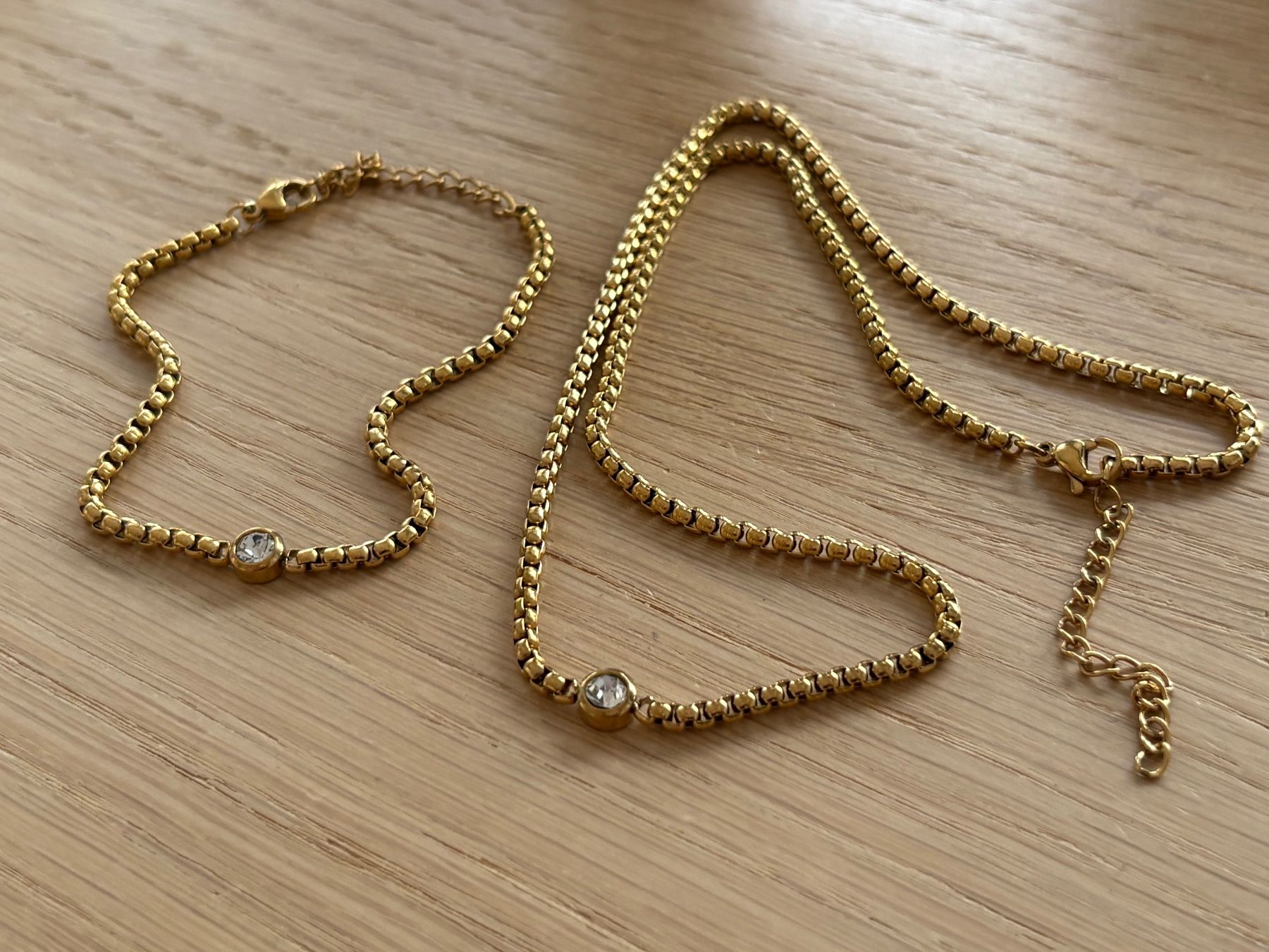 Catenine: Luxus Elegante Kette mit Armband Farbe Gold – Nuovo (secondo la descrizione) da Biel-Bienne venduto da Roserosse13 6