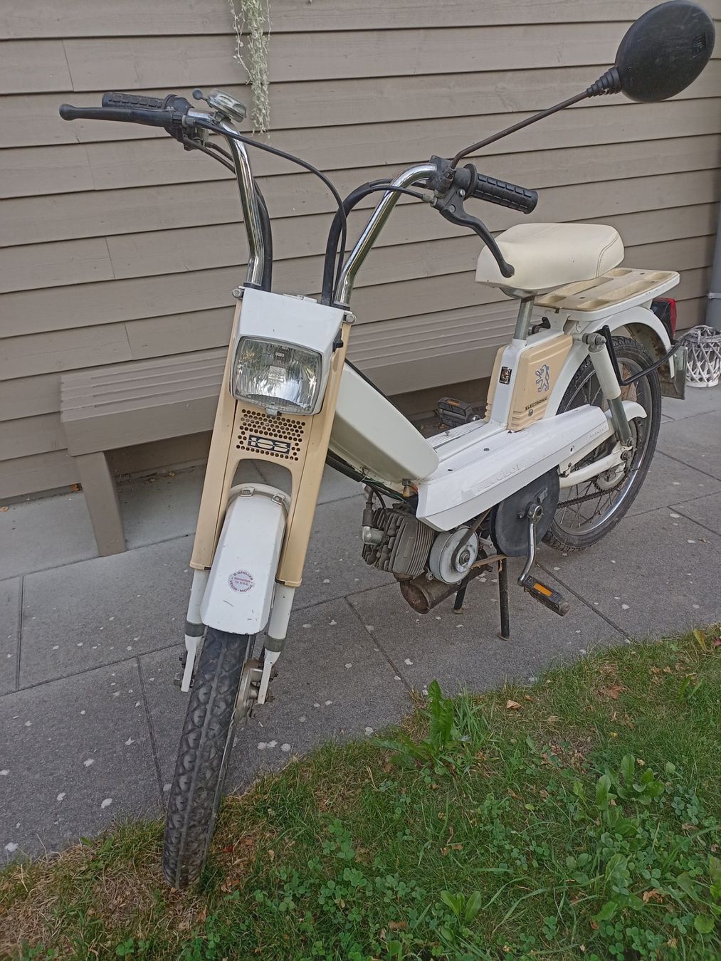 Peugeot Ciclomotori: Mofa Peugeot 103 – Usato da Wasen im Emmental venduto da bub_rh95