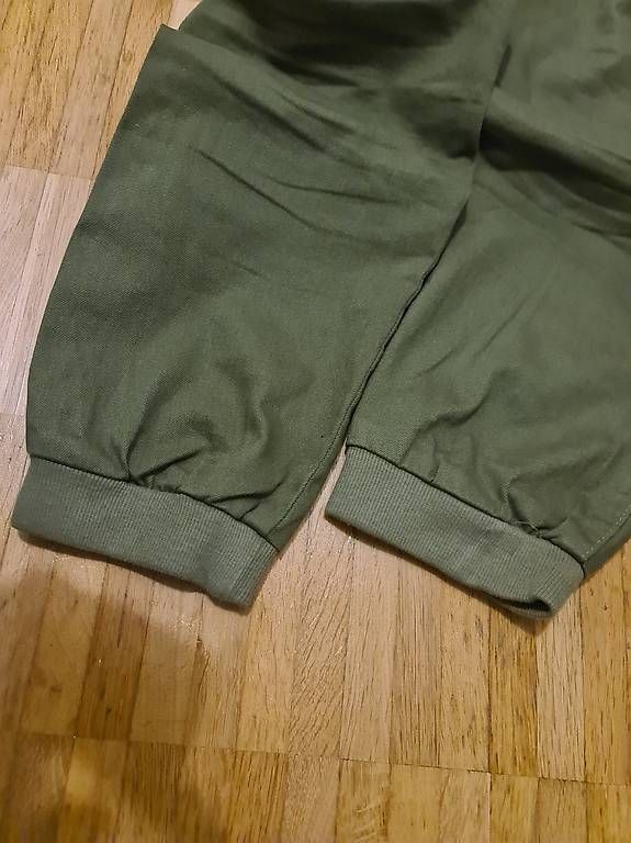 Pantaloni: Cargohose 98% Baumwolle 158 – Usato da Kriens venduto da akazy 1