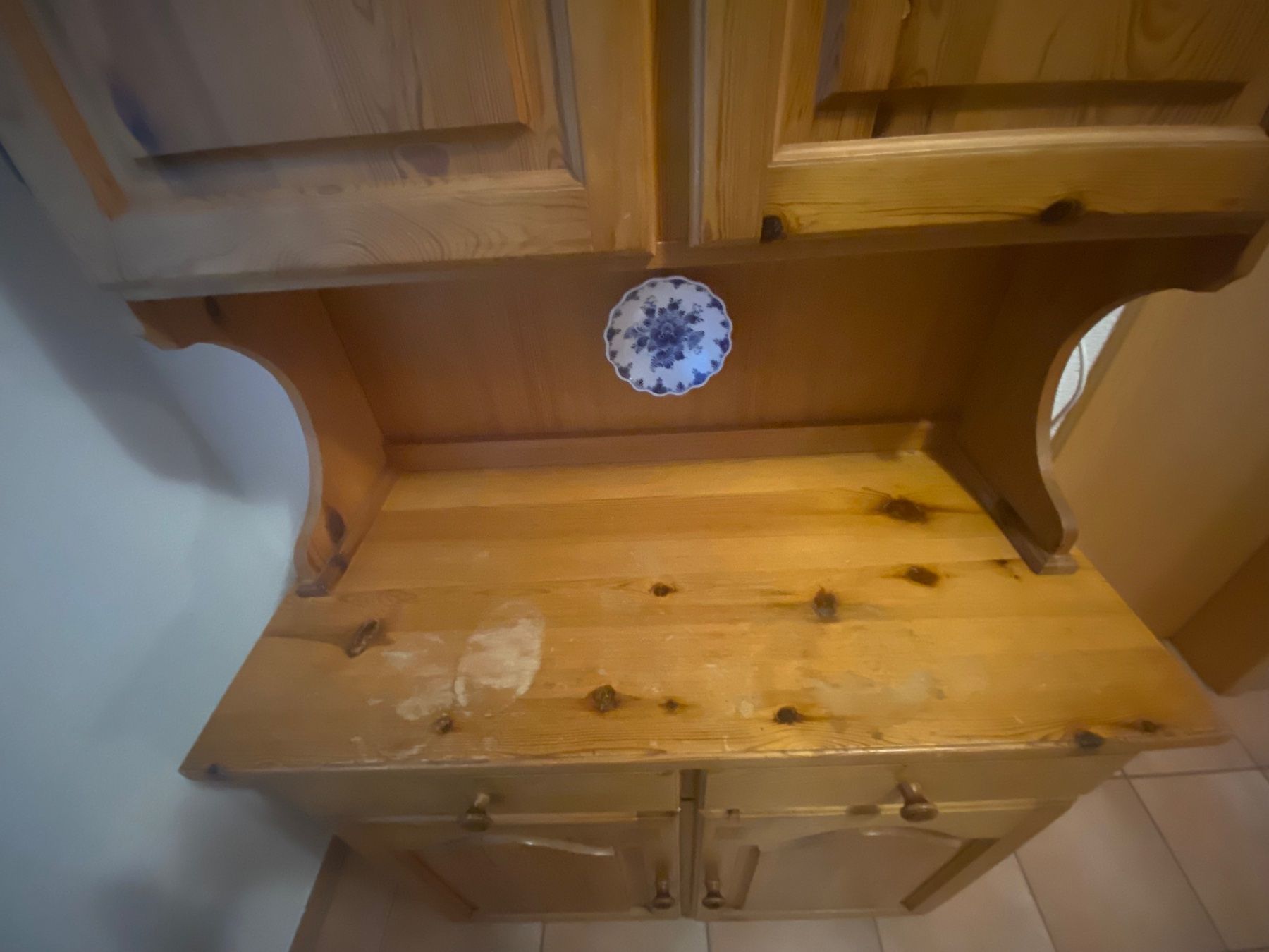 Credenze: Rustikales, ländliches Buffet aus Massivholz – Usato da Hemmental venduto da cat_9l7f 1