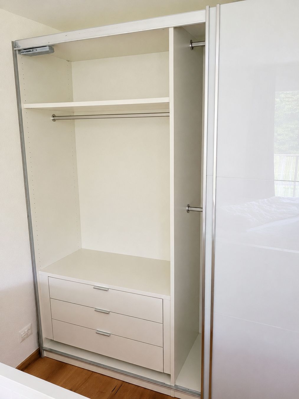 Jutzler Schränke: Kleiderschrank (Jutzler) – Gebraucht aus Luzern von Drsnoeggels 1