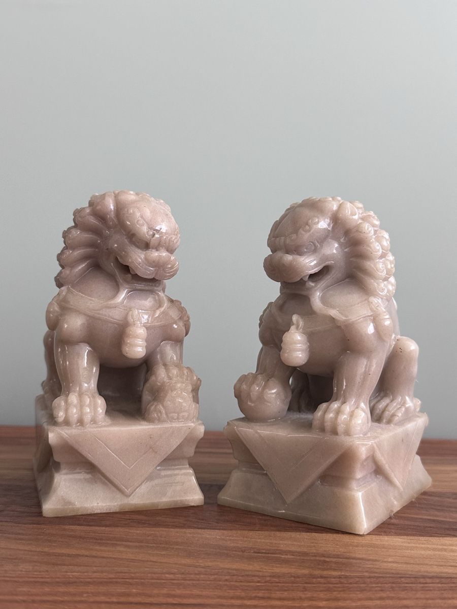 Sculture & Statue: Stone Foo Dogs Statues, Pair – Usato da Zürich venduto da Ddechkovd