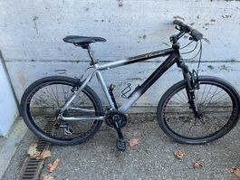 vélo  " Electrolux " 26' , 24vitesses