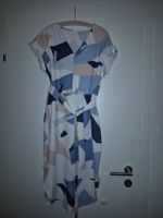 Traumhaftes,  neues, knielanges Kleid. Gr. 40/42