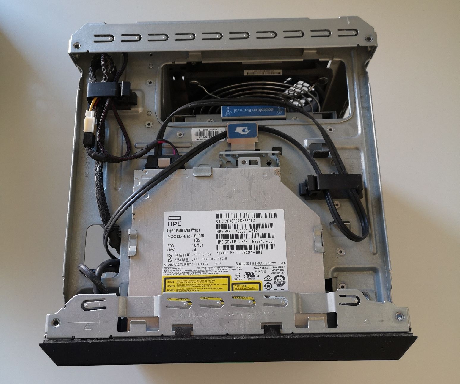 Hewlett Packard Server: HP ProLiant MicroServer Gen8 16GB – Usato da Lausanne venduto da Conradind 5