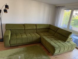 Ecksofa grün Stoff Bezug verstellbare Kopfst, Neuwertig