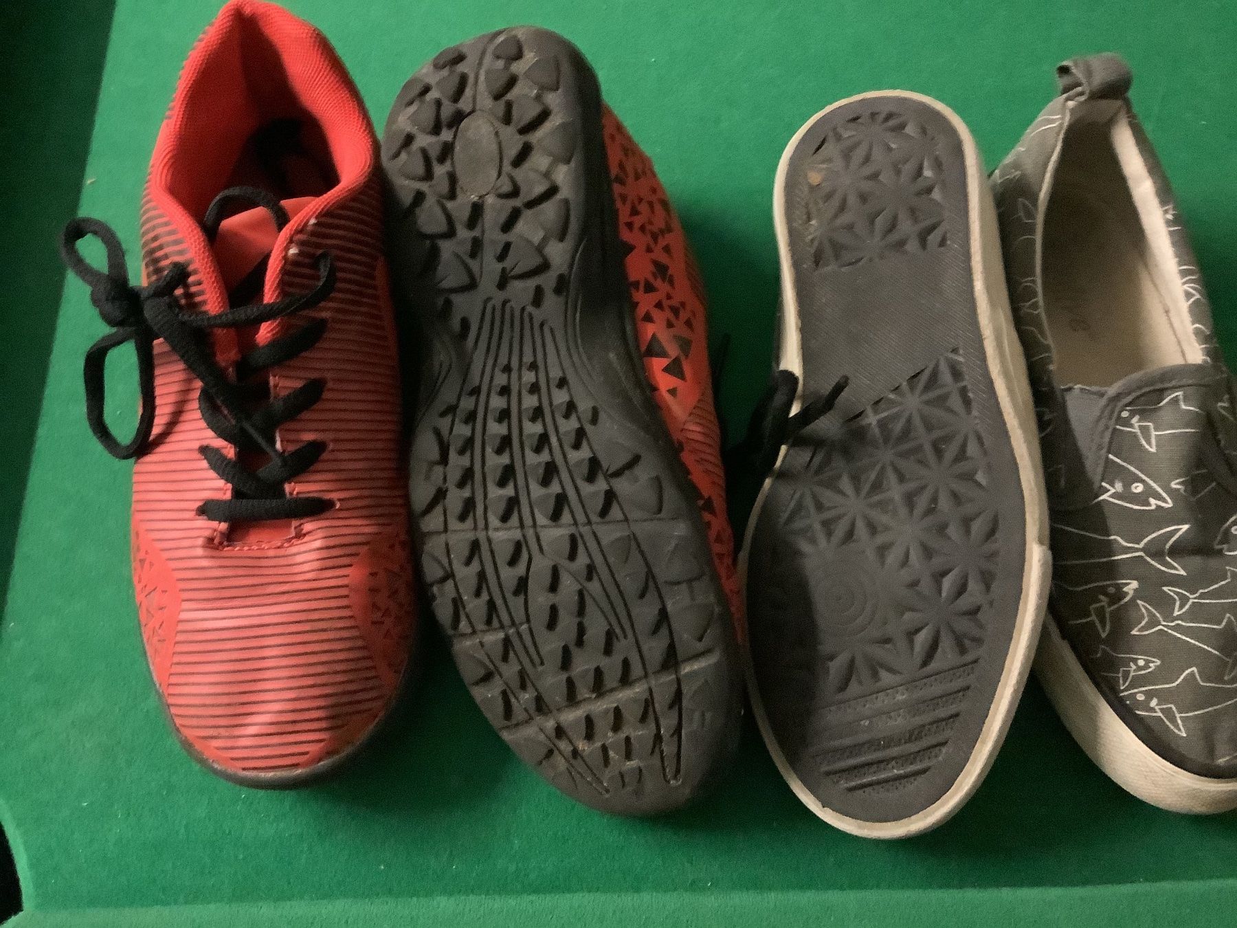 Schuhe für Jungen: Hallensport- und Freizeitschuhe Gr. 36 – Gebraucht aus Lausen von Re4649 1