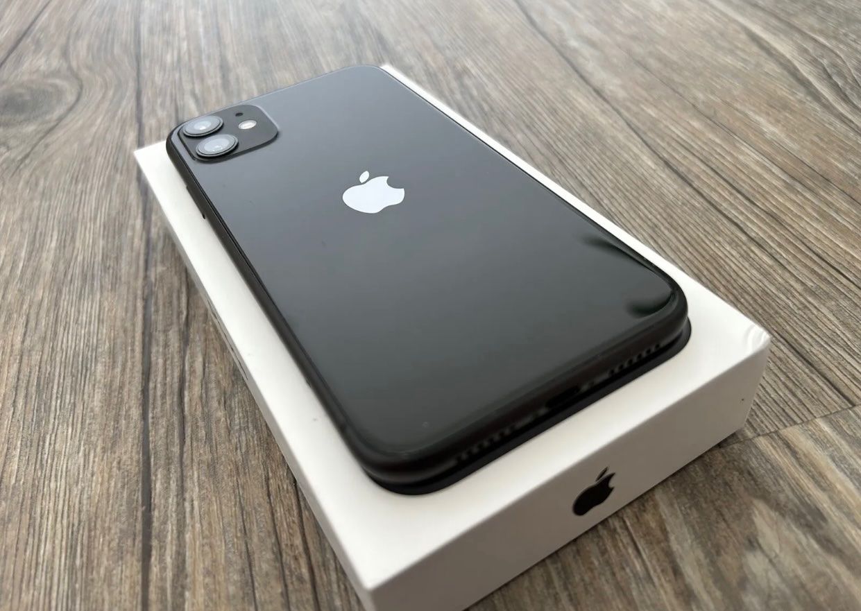 Apple Telefoni cellulari / Smartphones: iPhone 11 (64GB) Akku 97% – Usato da Luzern venduto da Waince786