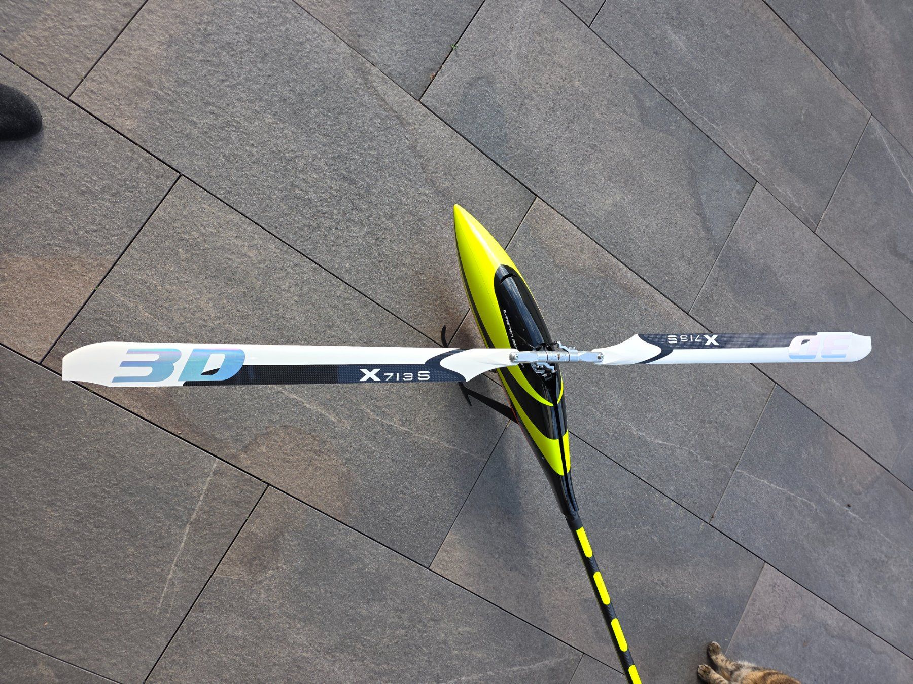 Modellismo RC: Henseleit TDR II 14S Helikopter mit Top Komponenten – Usato da Ennetbürgen venduto da Czgrach 6