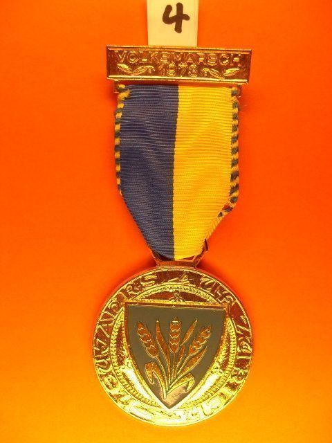 Medaillen: Medaille - Volksmarsch 1973 – Gebraucht aus Glis von Gliserhorn