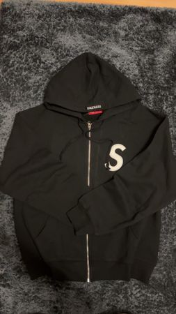 Supreme Hoddie 