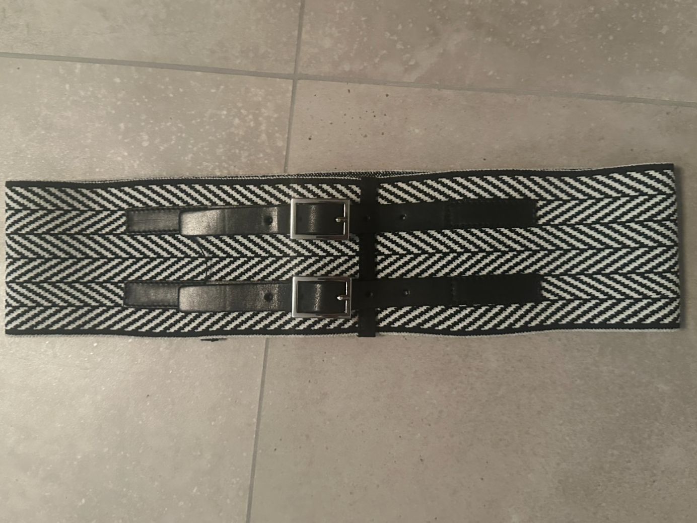 Ceintures: Elastischer Gürtel aus Stoff – D'occasion à Urdorf par Erika666