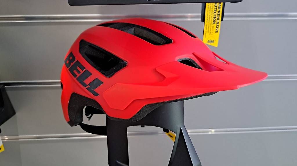 Helme: CASCO BELL NOMAD II MIPS – Gebraucht aus Rivera von inf_qr2h