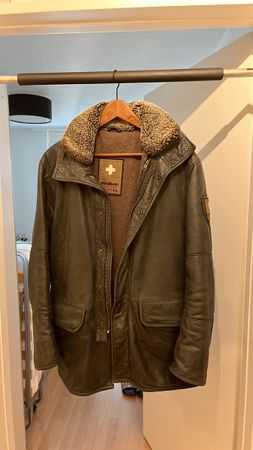 Strellson Lederjacke mit Lammfellkragen, Grösse 48 / S