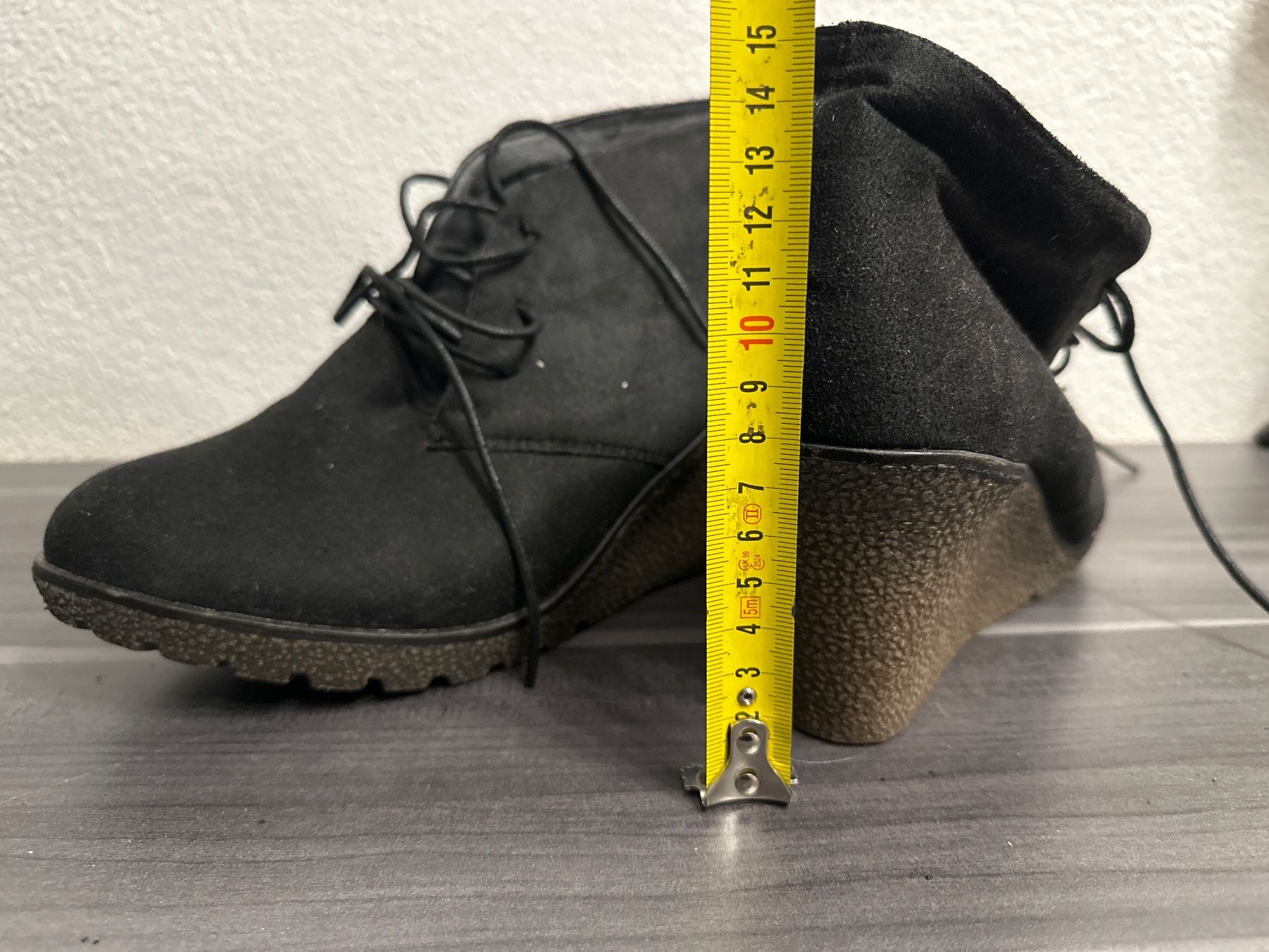 Damenschuhe: Stiefeletten Grösse 42 – Gebraucht aus Aarburg von Tonija 4