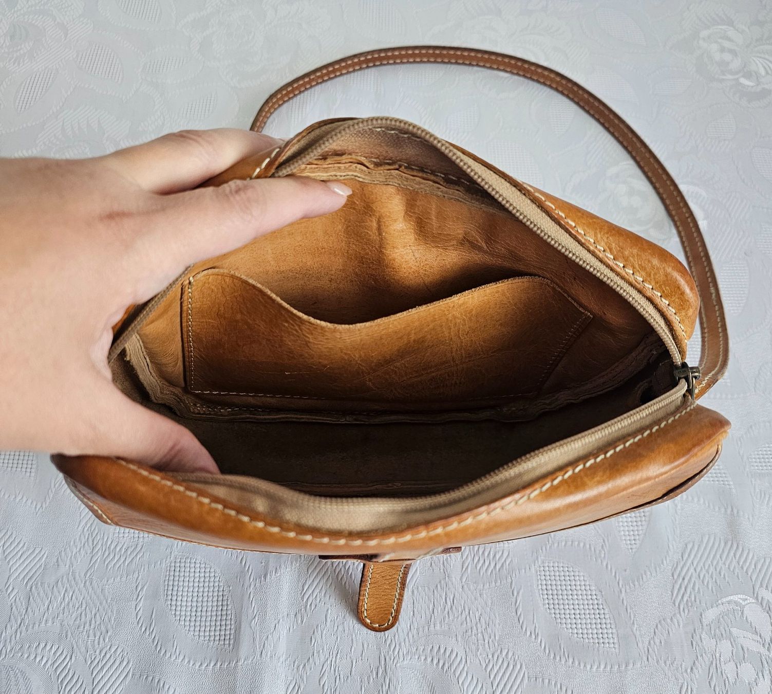 Bree Borse da donna: *BREE * Leder Umhängetasche – Usato da Bronschhofen venduto da David80 5