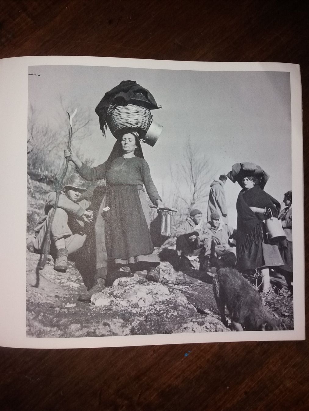Livres: FOTOKLASSIKER Robert Capa selten 1961 – D'occasion à Welschenrohr par Regool 1