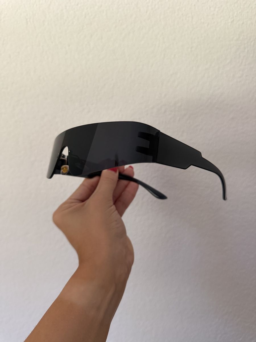 Brillen & Gläser: Shield Sunglasses Black – Neu und originalverpackt aus Gränichen von Domsiiiii 2