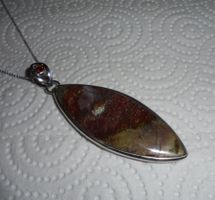 Echtschmuck: Holzopal-Silberanhänger