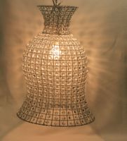 Glas Leuchter in Glockenform